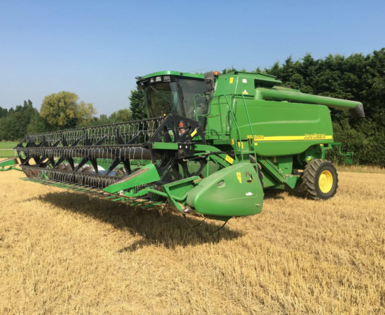 JOHN DEERE 2058